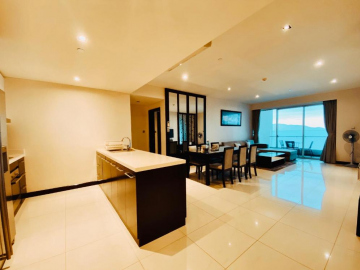 The Costa Central and Luxury 2 Bedrooms