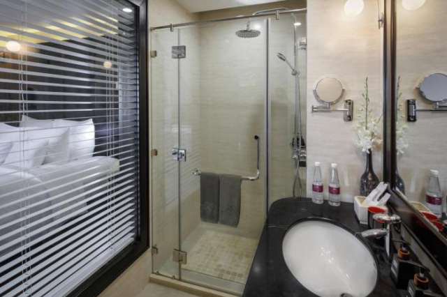 Paradise Suites Hotel - Halong Bay