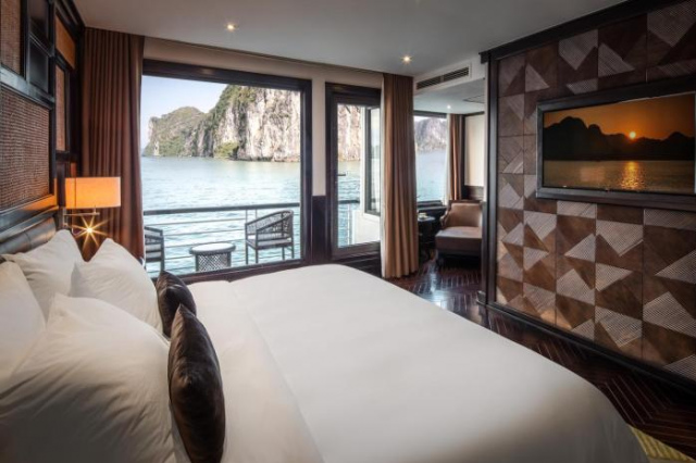 Ambassador Cruise Halong Bay - Halong Bay
