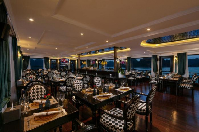Genesis Luxury Regal Cruises - Halong Bay