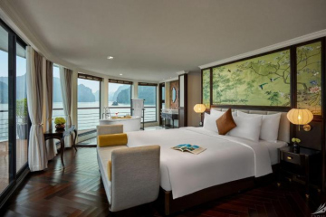 Halong CAPELLACRUISE - Member of Lyra cruise collection