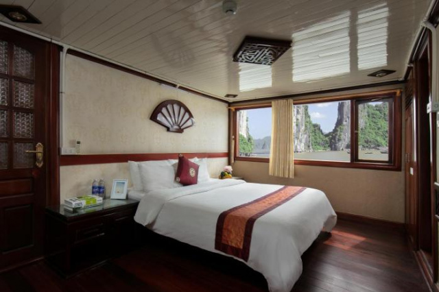 Halong Fantasea Cruise - Halong Bay