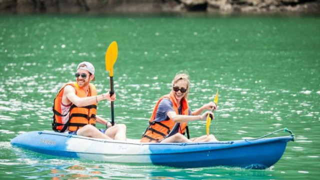 Beka Travel Cruise - Halong Bay