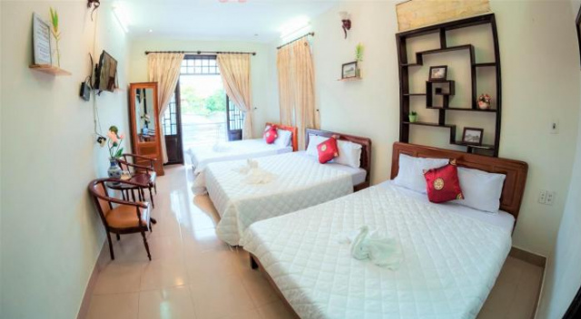 Rubis Hostel - Hue