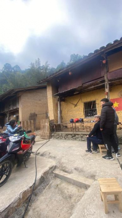 Homie House Thiên Hương - Traditional Home - 河江