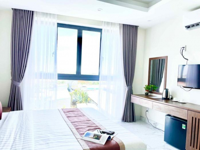 Hoang Trieu Hotel - Marina Binh Duong - Binh Duong