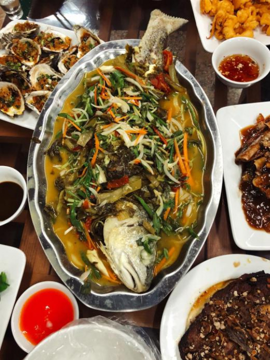 Ho Guom Hotel - Thanh Hoa