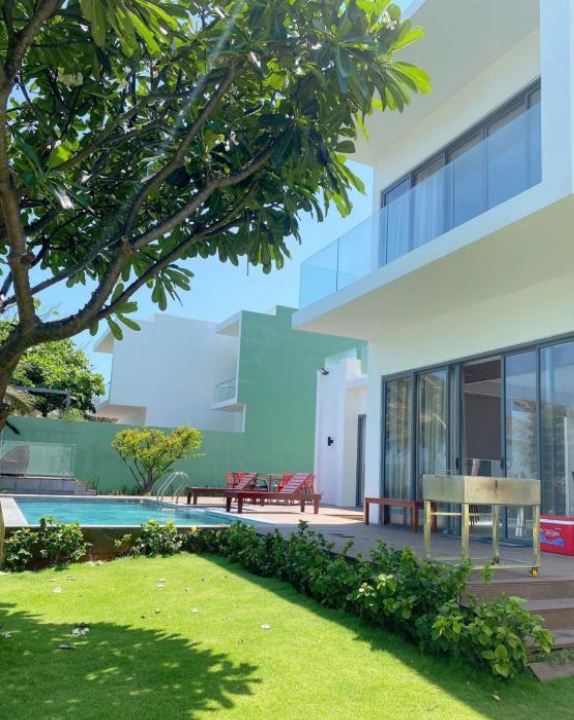 Villa Aria Resort, The Sea by 10m, Private Beach and Pool - Ba Ria-Vung Tau