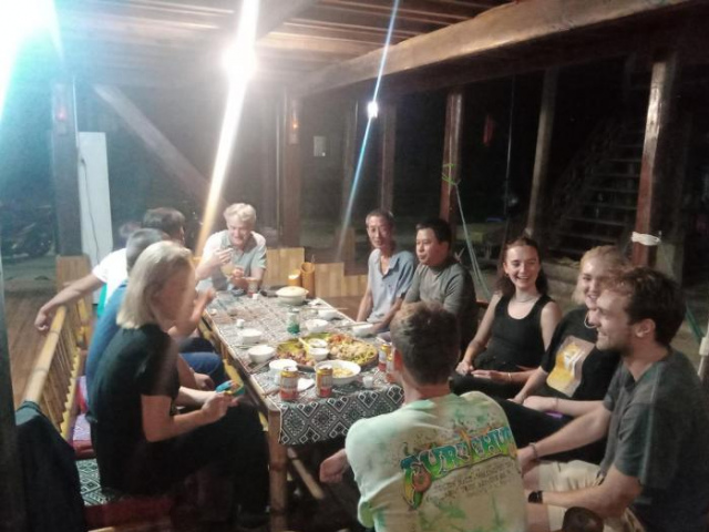Truong Huy Homestay - Hoa Binh