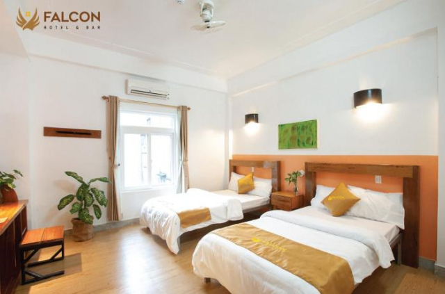 Falcon Hotel & Bar - Quang Binh