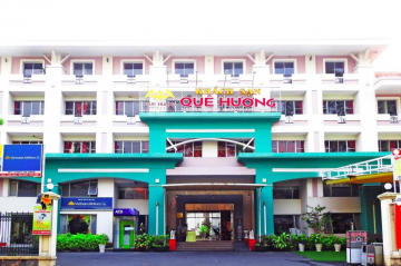 Que Huong Hotel