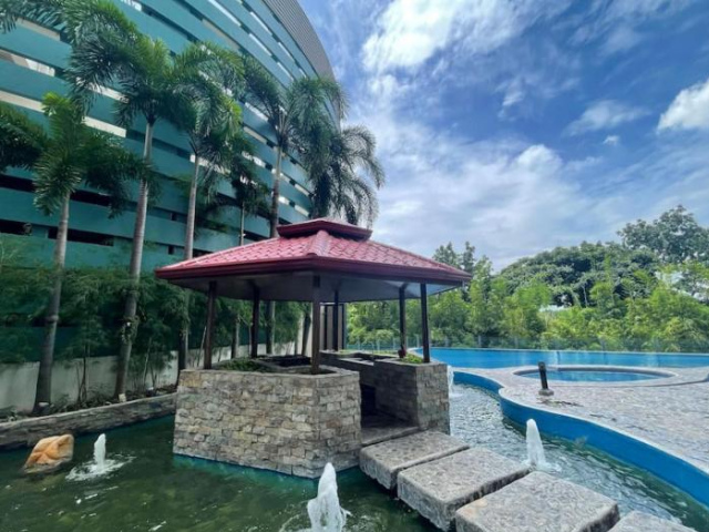 Lovely 2BR Loft in BGC for 6 pax - Manila