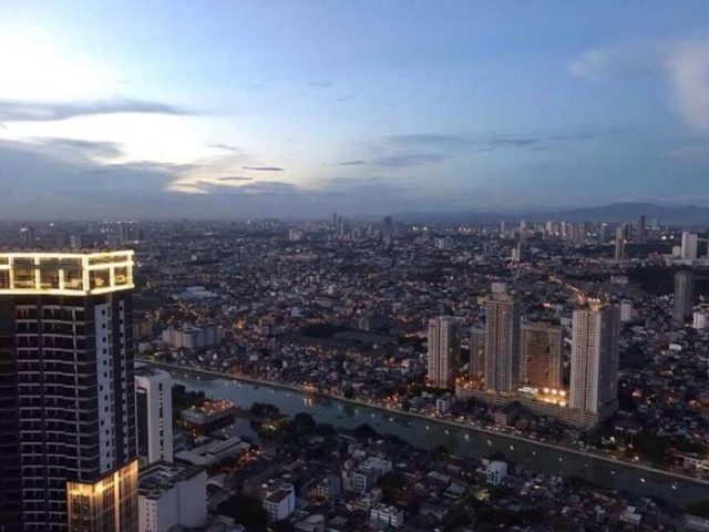 Penthouse Suite @ 66 floor Gramercy - Manila