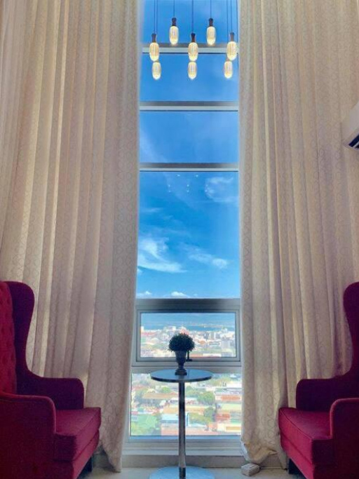 Huge Loft Type Condo At Queen City of the South - Cebu City