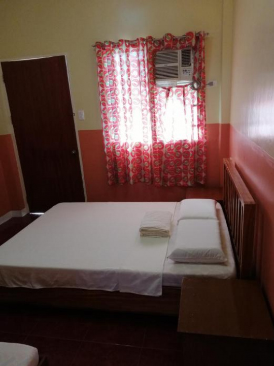 ISLET VIEW Pension House (Formerly Island View Pension House) - Oslob