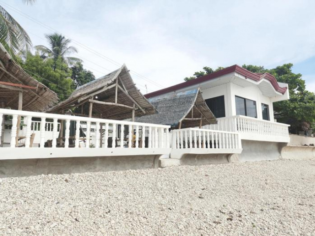 LUNA OSLOB TRAVELLERS INN - Beach Front - 奧斯洛布