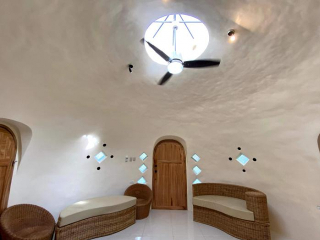 Adorable Dome House - Puerto Princesa