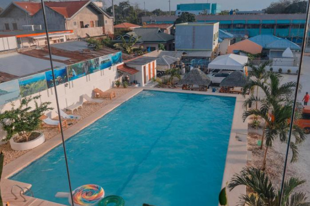 Adams View Hotel - Moalboal