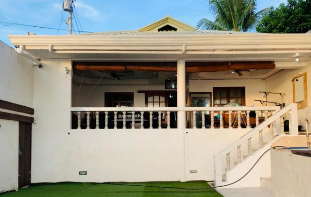 Oceanfront Scuba Villa - Moalboal