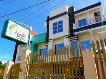 Golden Pension House,Palawan