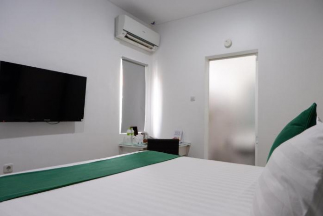 Ara Inn Bed And Breakfast by ecommerceloka - Kuta