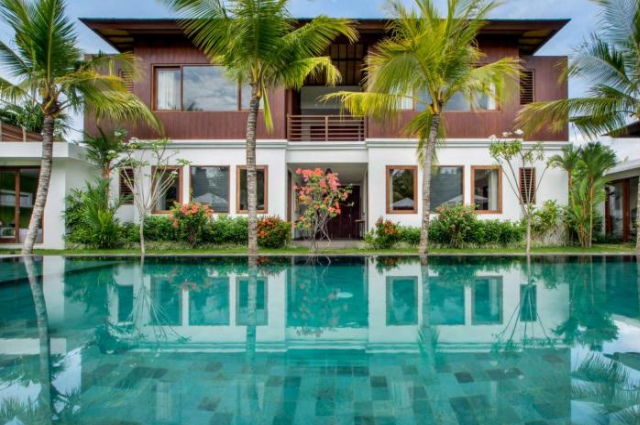 Rent a Luxury Villa in Bali Close to the Beach, Bali Villa 2034 - Kuta