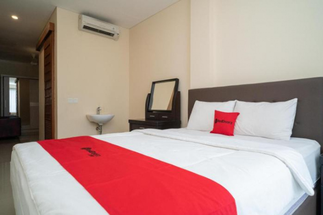 RedDoorz near ITDC Nusa Dua - Nusa Dua