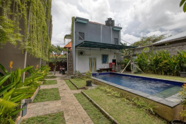 RedDoorz near Exit Toll Nusa Dua - Nusa Dua