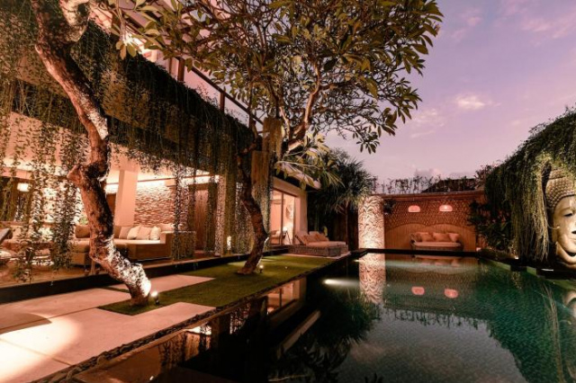 Sunset Palms Beach Villa - Jimbaran