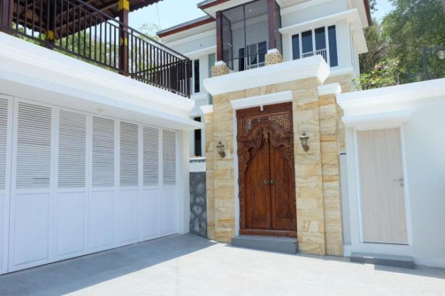 Villa Syariah Grand Bale with Private Pool by Simply Homy - Yogyakarta