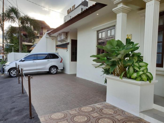 Maple Tree Homestay - 日惹