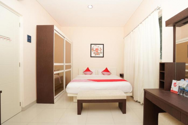 OYO 782 Menjangan Residence at Citraland 1 - Surabaya