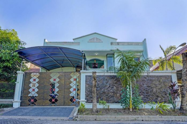 SPOT ON 91524 Victory Homestay Syariah - Surabaya