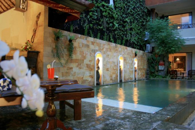 Taman Ayu Legian Hotel - Legian
