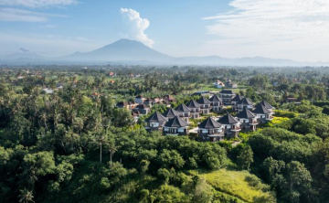Swan Paradise A Pramana Experience - CHSE Certified