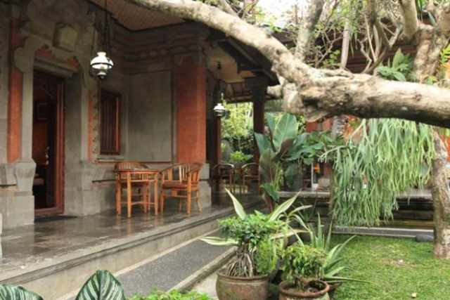 Bella House Monkey Forest - Bali