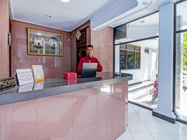 SPOT ON 90372 Hotel Arum Jaya - 龍目島