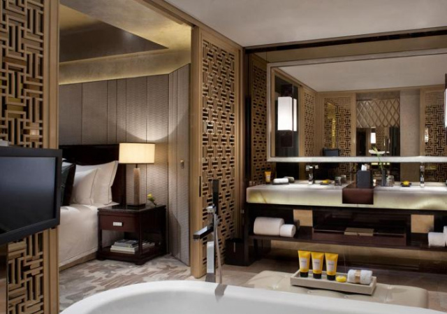 The Ritz-Carlton, Hong Kong - Hong Kong