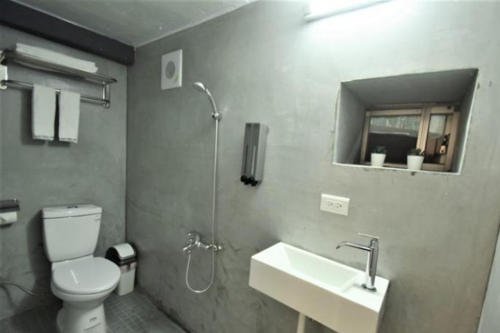 Image Alt