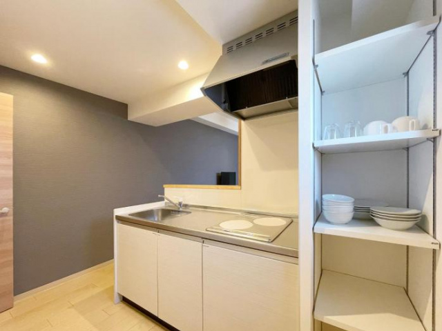 bHotel 560 Comfy Elegant 1BR Apartment for 4 People - Hiroshima