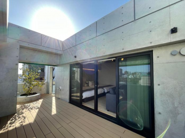 b hotel Nekoyard - Scenic Penthouse Studio with Jacuzzi & Spacious Terrace - Hiroshima