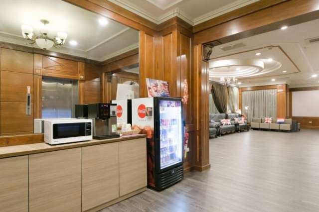 Back Home Hotel - Chiayi City