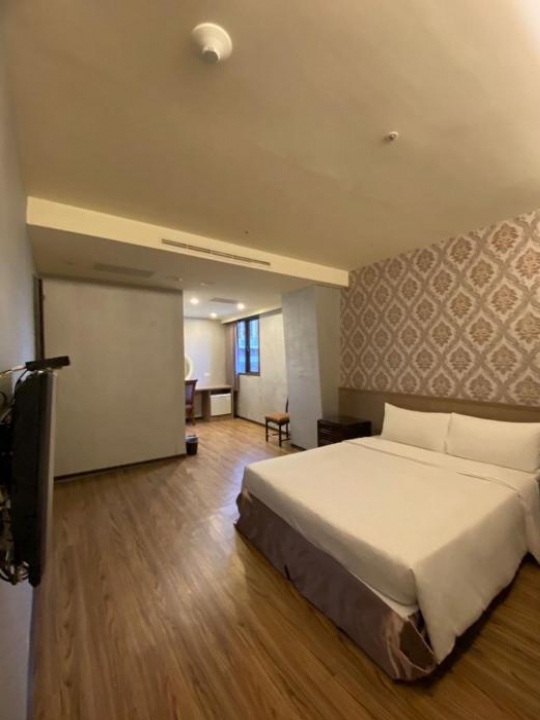 Crystal City Hotel - Taoyuan City