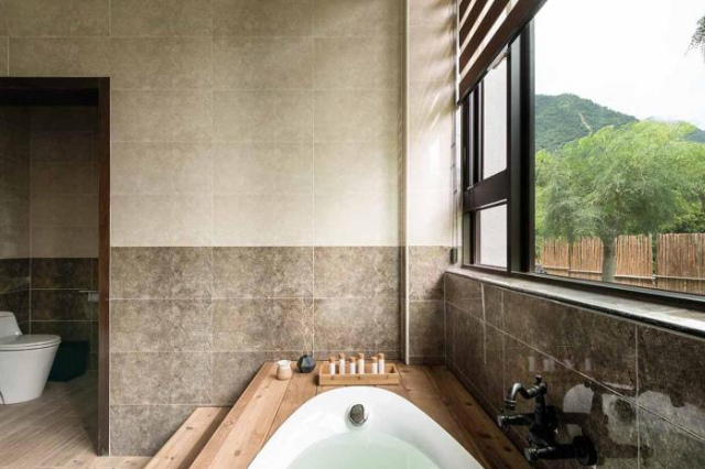 Weiguang Hotel - Taitung County