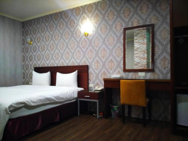 Xinyue Business Hotel - Miaoli County