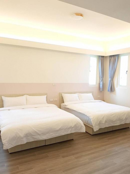 Muguang Elevator Homestay - Hualien County