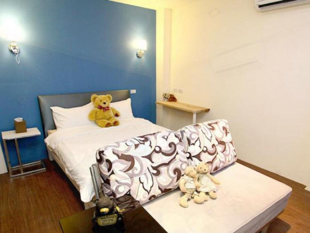 Luodong Vanilla Bear Night Market B&B - Yilan County