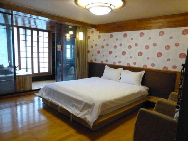 Wulai Mingyue Hot Spring Hotel - New Taipei City