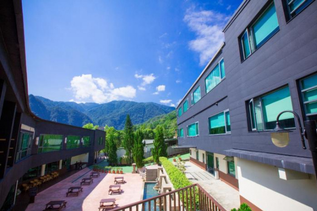 Four Seasons Shanyan Hot Spring Resort - New Taipei City