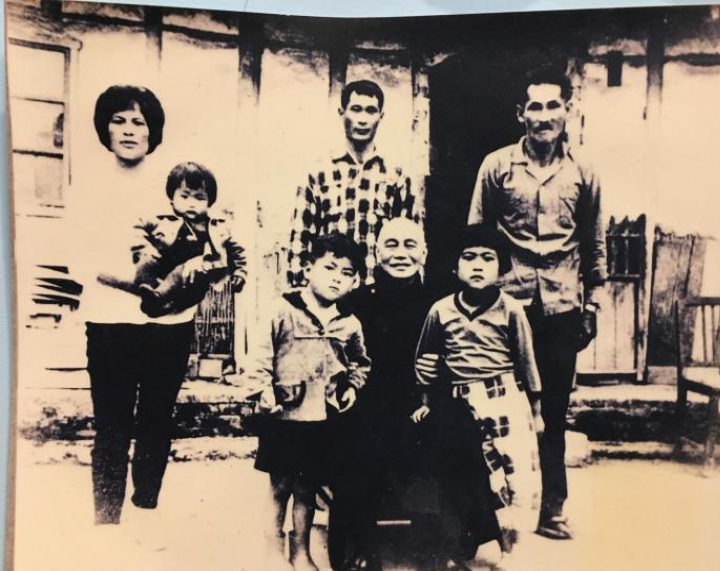Image Alt